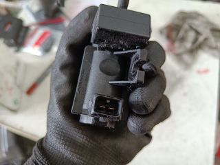 bontott BMW 1 Turbó Vákum Szelep