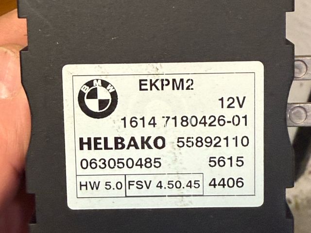 bontott BMW 1 Üzemanyag Szivattyú Relé