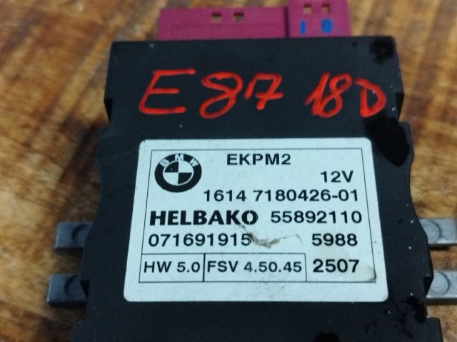 bontott BMW 1 Üzemanyag Szivattyú Relé