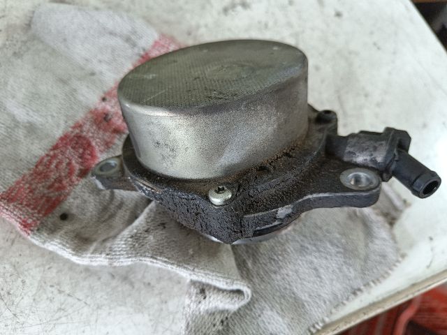 bontott BMW 1 Vákumpumpa