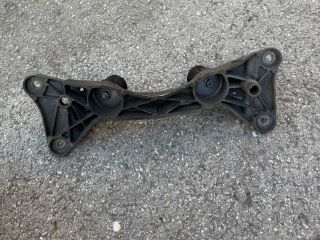 bontott BMW 1 Váltó Tartó Bak (Pozíciófüggetlen)