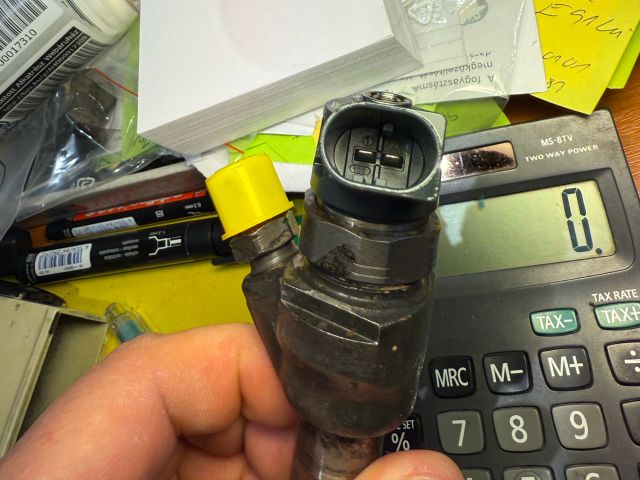 bontott BMW 1 Porlasztó Sor / Híd