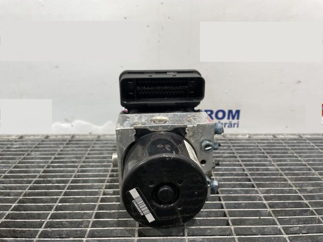 bontott BMW 1 ABS Kocka