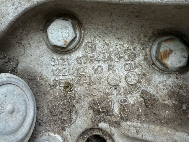 bontott BMW 1 Bal első Csonkállvány Kerékaggyal