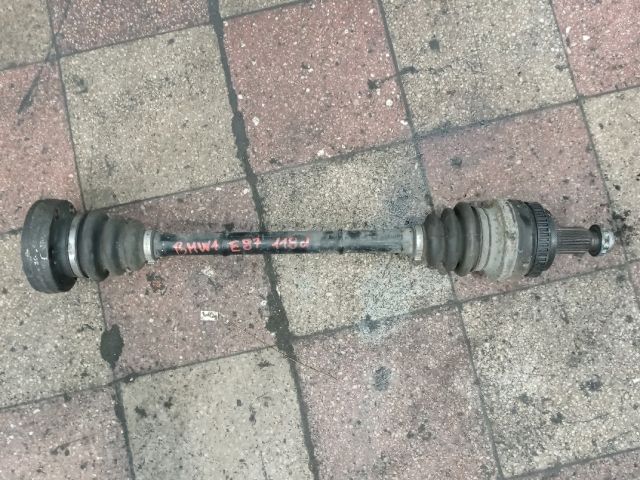 bontott BMW 1 Bal hátsó Féltengely