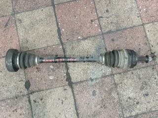 bontott BMW 1 Bal hátsó Féltengely