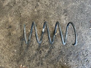 bontott BMW 1 Első Rugó