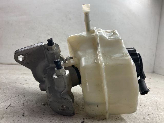 bontott BMW 1 Főfékhenger