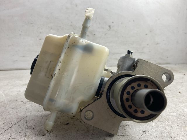 bontott BMW 1 Főfékhenger