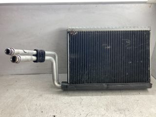 bontott BMW 1 Fűtőradiátor