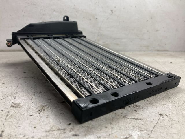 bontott BMW 1 Fűtőradiátor