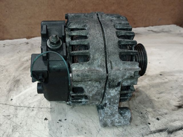 bontott BMW 1 Generátor