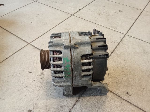 bontott BMW 1 Generátor