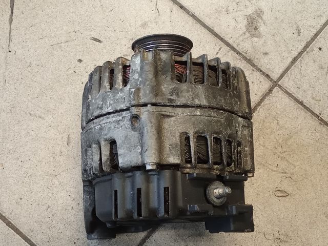 bontott BMW 1 Generátor