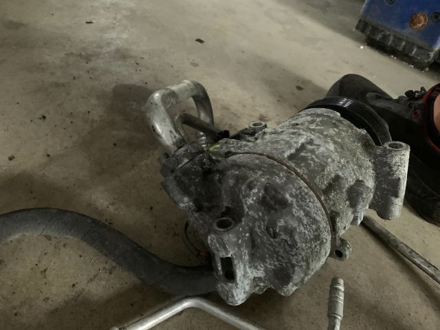 bontott BMW 1 Klímakompresszor