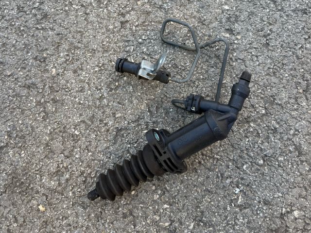 bontott BMW 1 Kuplung Munkahenger