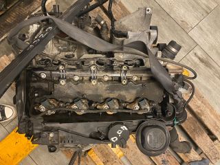 bontott BMW 1 Motor (Fűzött blokk hengerfejjel)