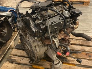 bontott BMW 1 Motor (Fűzött blokk hengerfejjel)