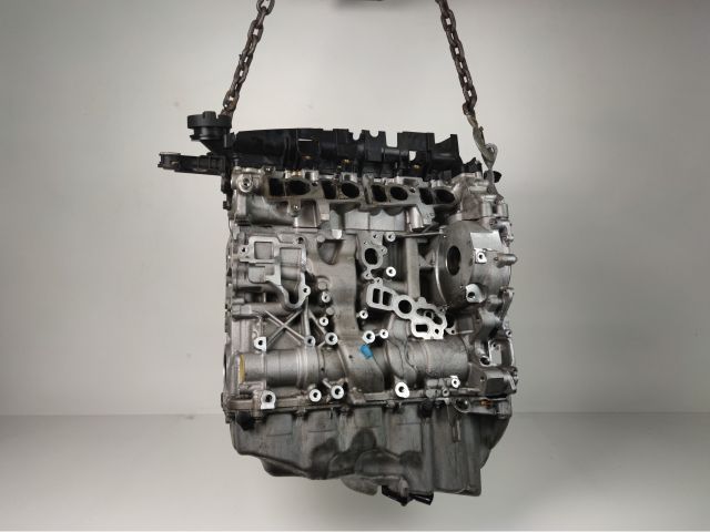 bontott BMW 1 Motor (Fűzött blokk hengerfejjel)