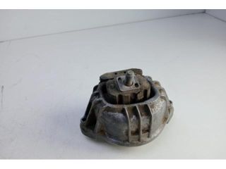 bontott BMW 1 Motor Tartó Bak (Pozíciófüggetlen)