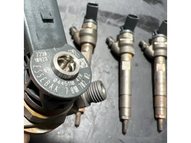 bontott BMW 1 Porlasztó (1 db)