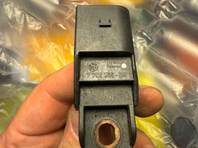 bontott BMW 1 Vezérműtengely Fordulatszám Jeladó