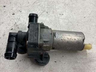 bontott BMW 1 Vízpumpa