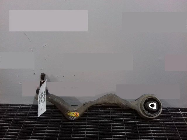 bontott BMW 1 Bal első Lengőkar