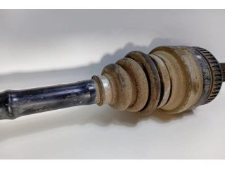 bontott BMW 1 Bal hátsó Féltengely