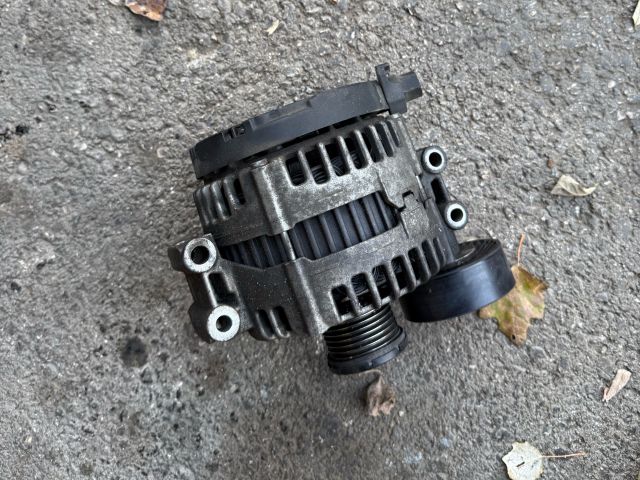 bontott BMW 1 Generátor