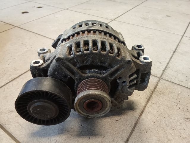 bontott BMW 1 Generátor