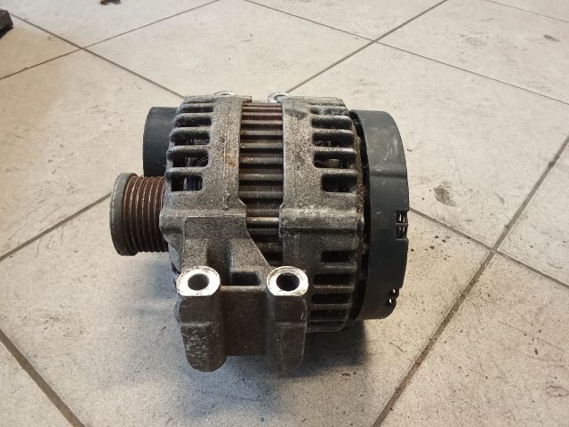 bontott BMW 1 Generátor