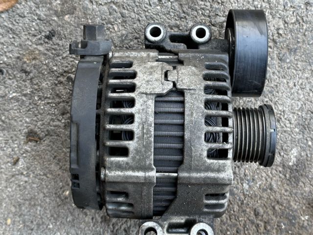 bontott BMW 1 Generátor