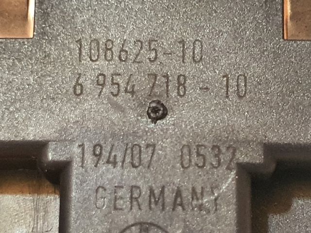 bontott BMW 1 Gyújtáskapcsoló