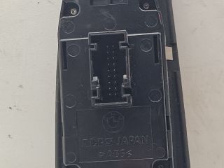 bontott BMW 1 Ablakemelő és Tükör Kapcsoló