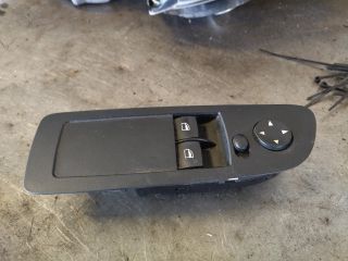 bontott BMW 1 Ablakemelő és Tükör Kapcsoló
