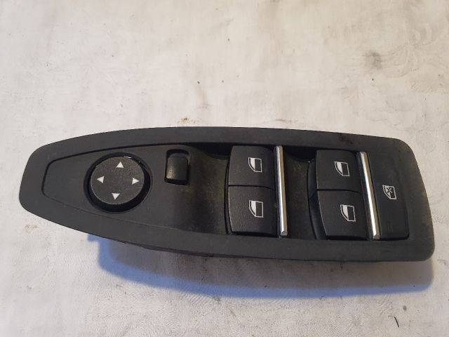 bontott BMW 1 Ablakemelő és Tükör Kapcsoló