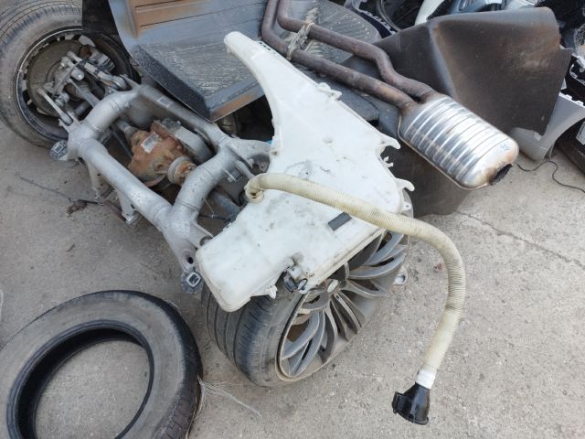 bontott BMW 1 Ablakmosó Tartály