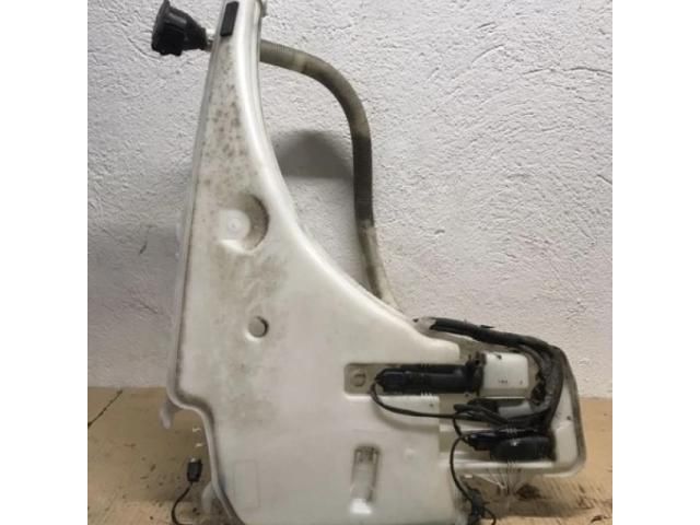 bontott BMW 1 Ablakmosó Tartály