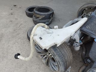 bontott BMW 1 Ablakmosó Tartály