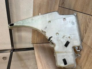 bontott BMW 1 Ablakmosó Tartály