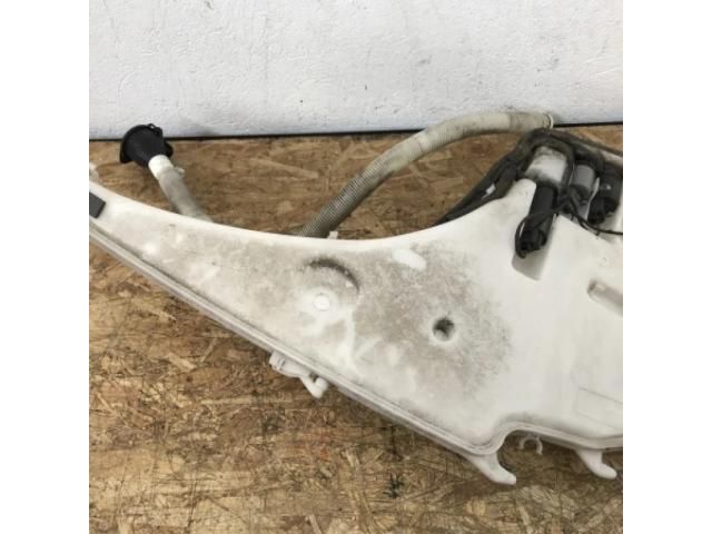 bontott BMW 1 Ablakmosó Tartály