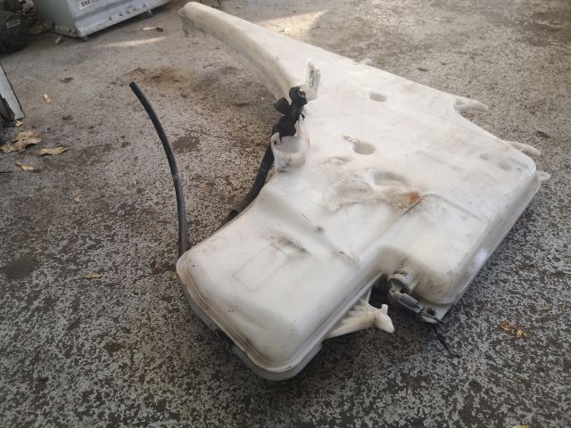 bontott BMW 1 Ablakmosó Tartály