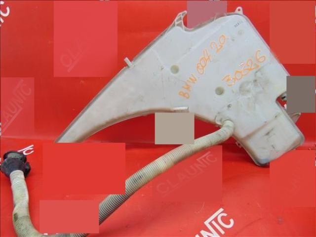 bontott BMW 1 Ablakmosó Tartály