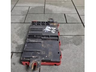 bontott BMW 1 Akkumulátor Vezérlő Panel