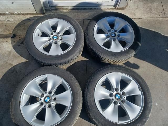 bontott BMW 1 Alufelni Szett Gumival