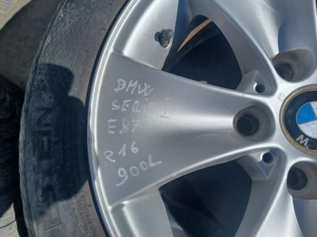 bontott BMW 1 Alufelni Szett Gumival