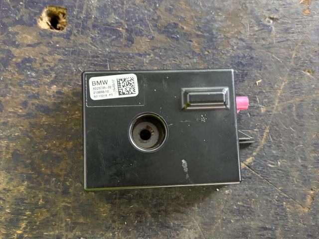 bontott BMW 1 Antenna Erősítő