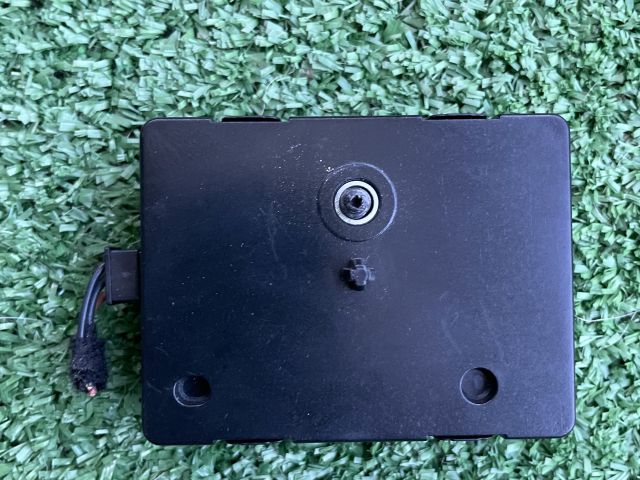 bontott BMW 1 Antenna Erősítő