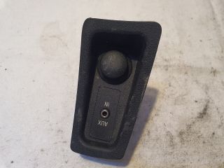bontott BMW 1 AUX Csatlakozó